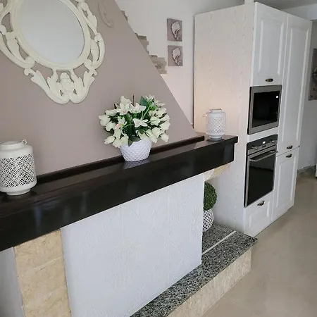 La Casa Delle Rose 1 בית נופש
