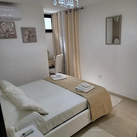 La Casa Delle Rose 1 בית נופש
