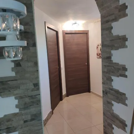 La Casa Delle Rose 1 *